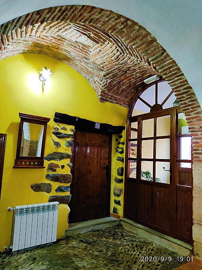 Gasthaus La Casa Del Marques Logrosán Exterior foto