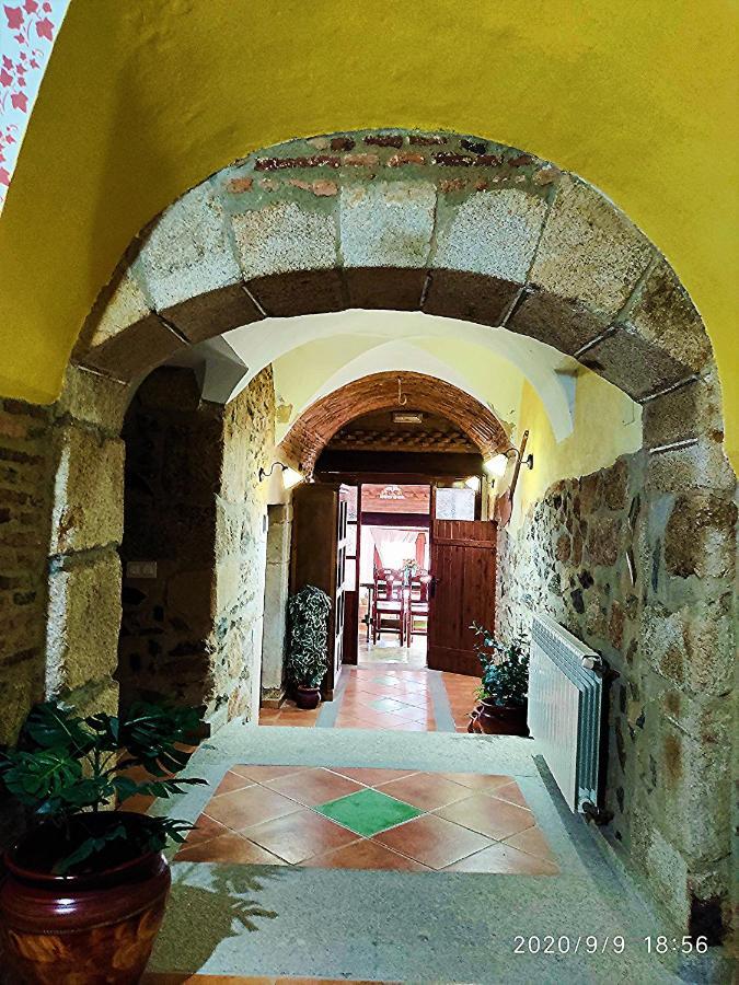 Gasthaus La Casa Del Marques Logrosán Exterior foto